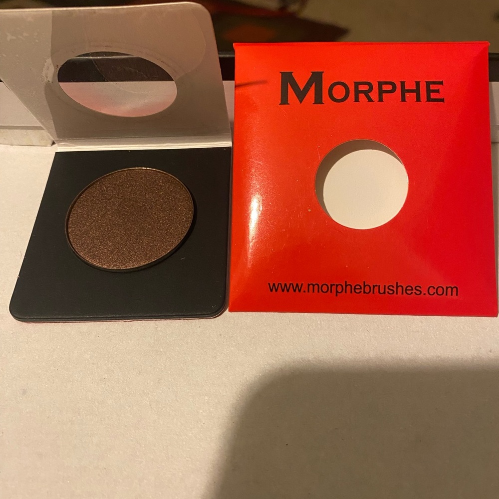Morphe ES512 Vibrant Orange Eyeshadow